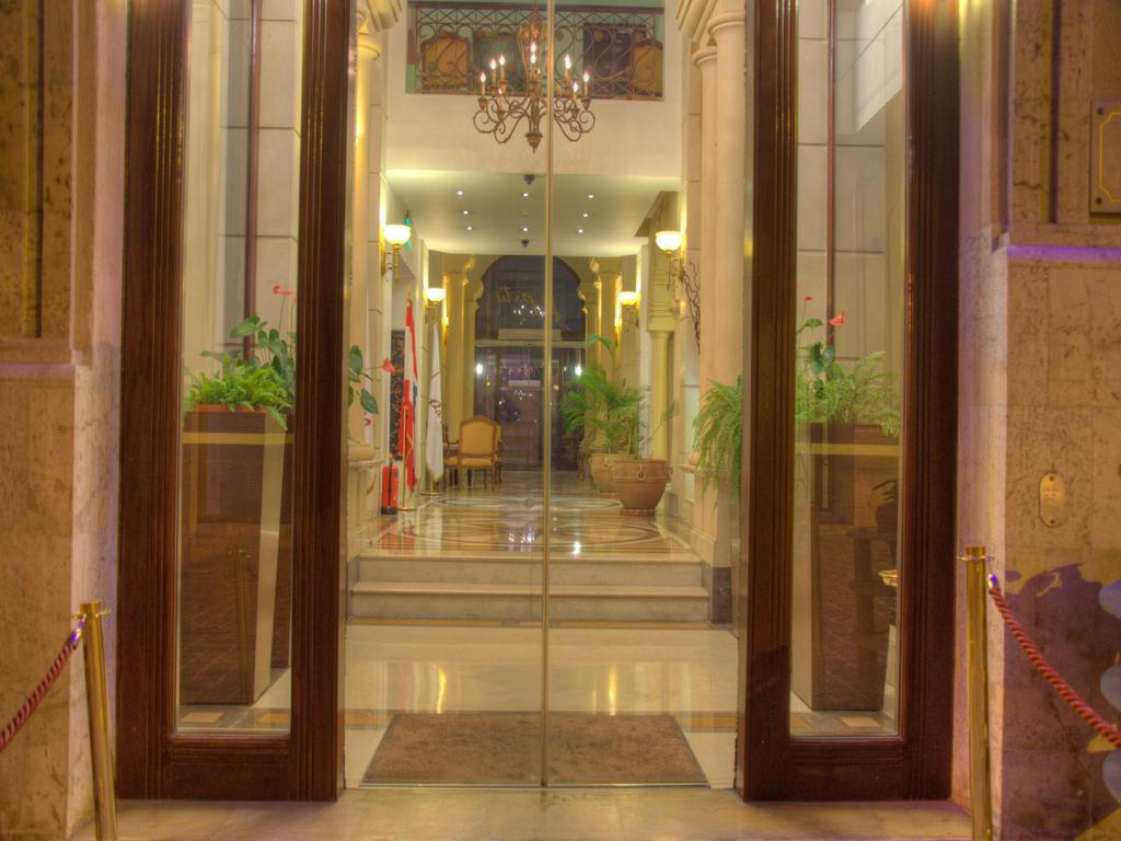 Le Patio Boutique Hotel Beirut Downtown エクステリア 写真