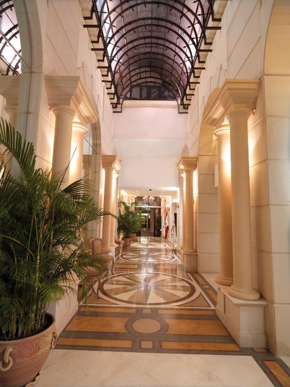 Le Patio Boutique Hotel Beirut Downtown エクステリア 写真
