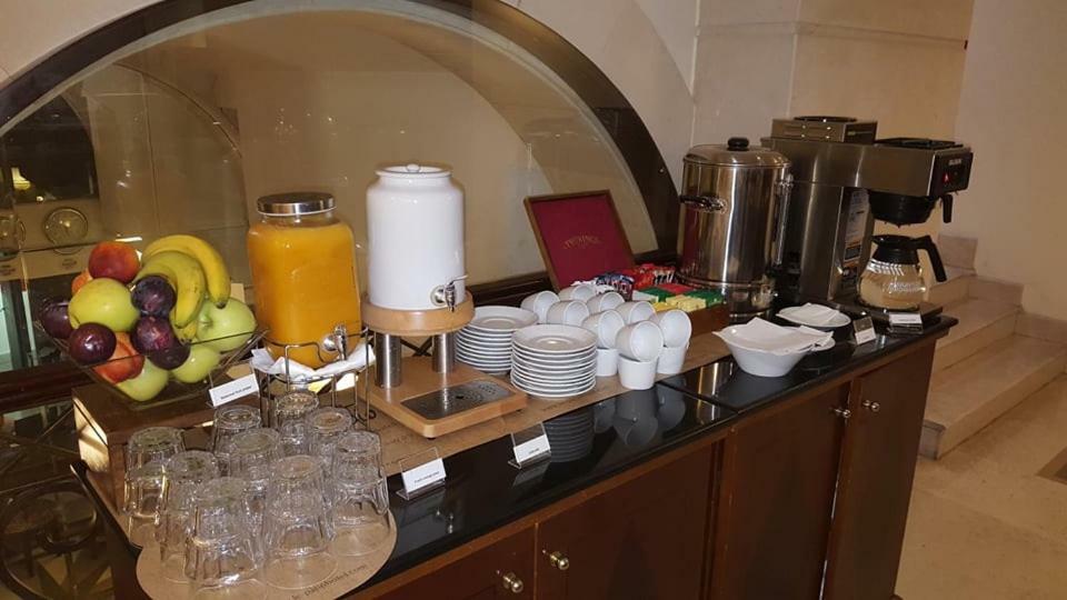 Le Patio Boutique Hotel Beirut Downtown エクステリア 写真